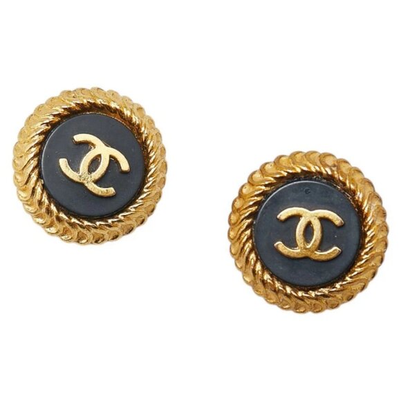 CHANEL CC Logos Black Round Clip-On Earrings Gold Tone 95A Auth w/Box #04215 - Picture 1 of 5